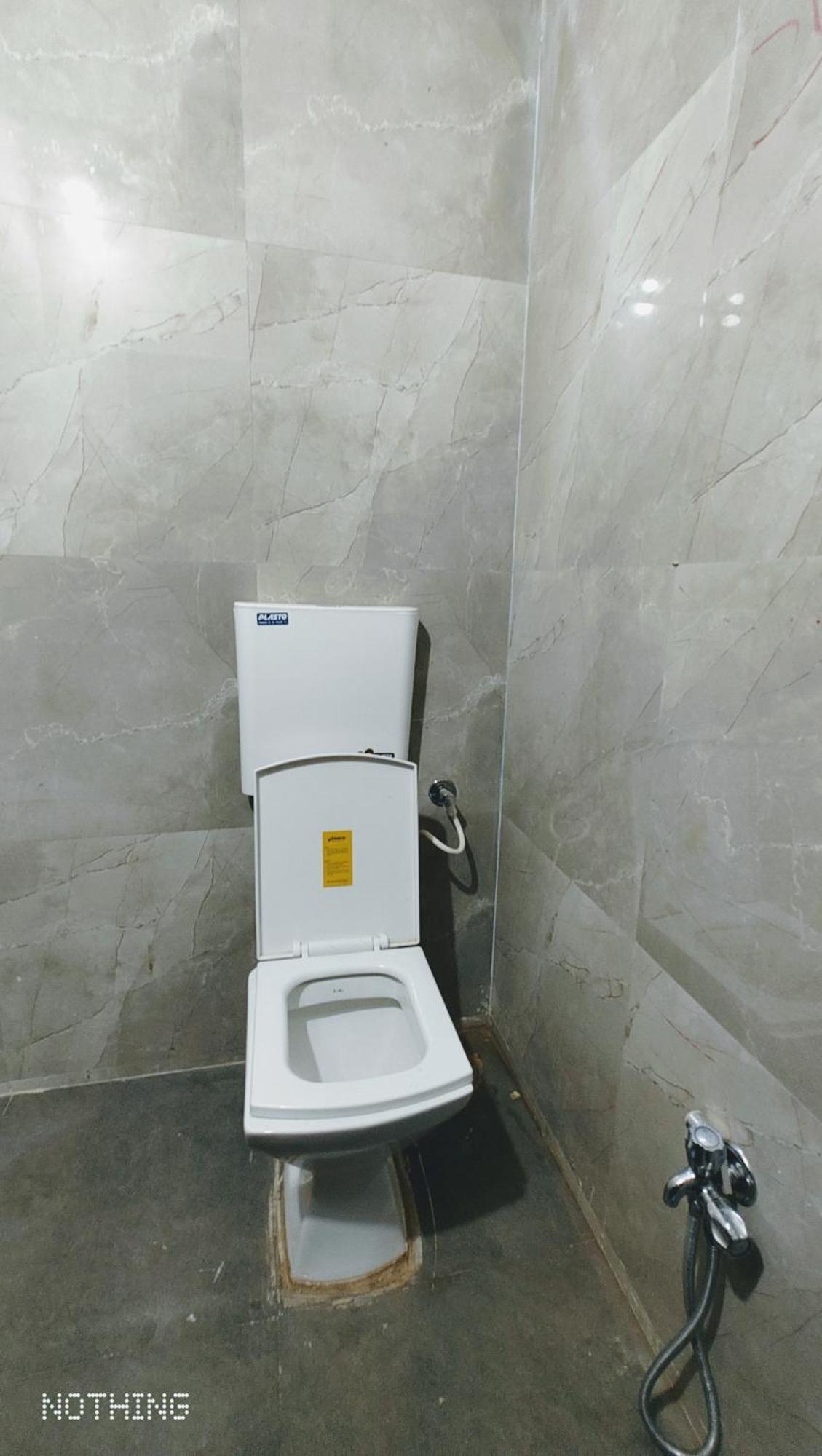 Aadishkti Bhakt Nivas Hotel Tuljapur ภายนอก รูปภาพ